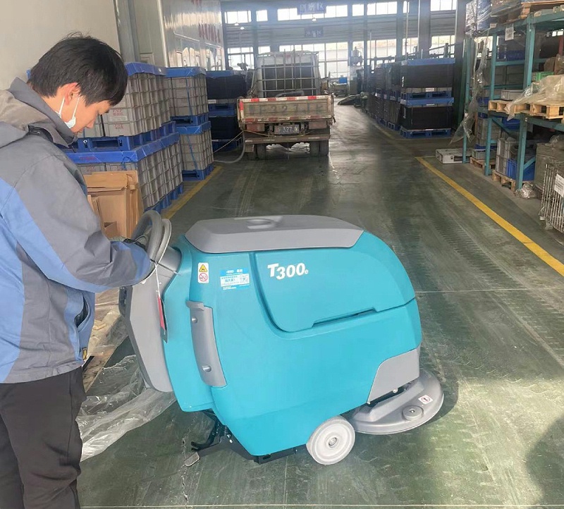 坦能T300e手推式洗地機 坦能T300e手推式洗地機