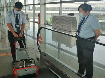 青島膠東國際機場購買青島捷立扶梯清洗機 青島膠東國際機場購買青島捷立扶梯清洗機