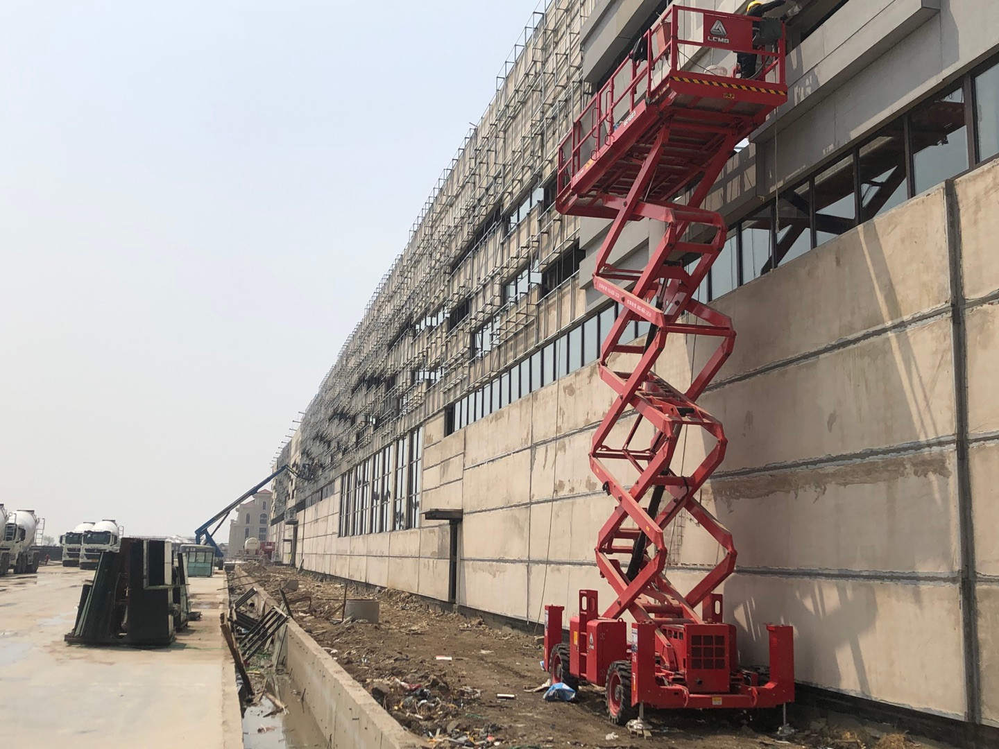 高空車，路燈車，管道安裝車，高空升降機作業平臺出租 -青島捷立